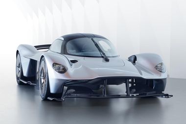 Aston Martin Valkyrie Hybrid