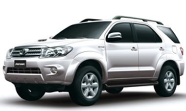 Toyota Fortuner G 4x2 Diesel (2011)