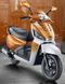 Mahindra Gusto 125 Front 3-Quarter