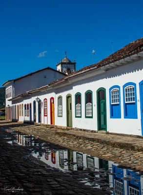 Low Rise Brightness, Paraty, Brazil