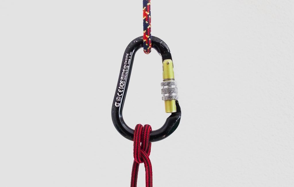 Clove hitch knot for basic mountaineering