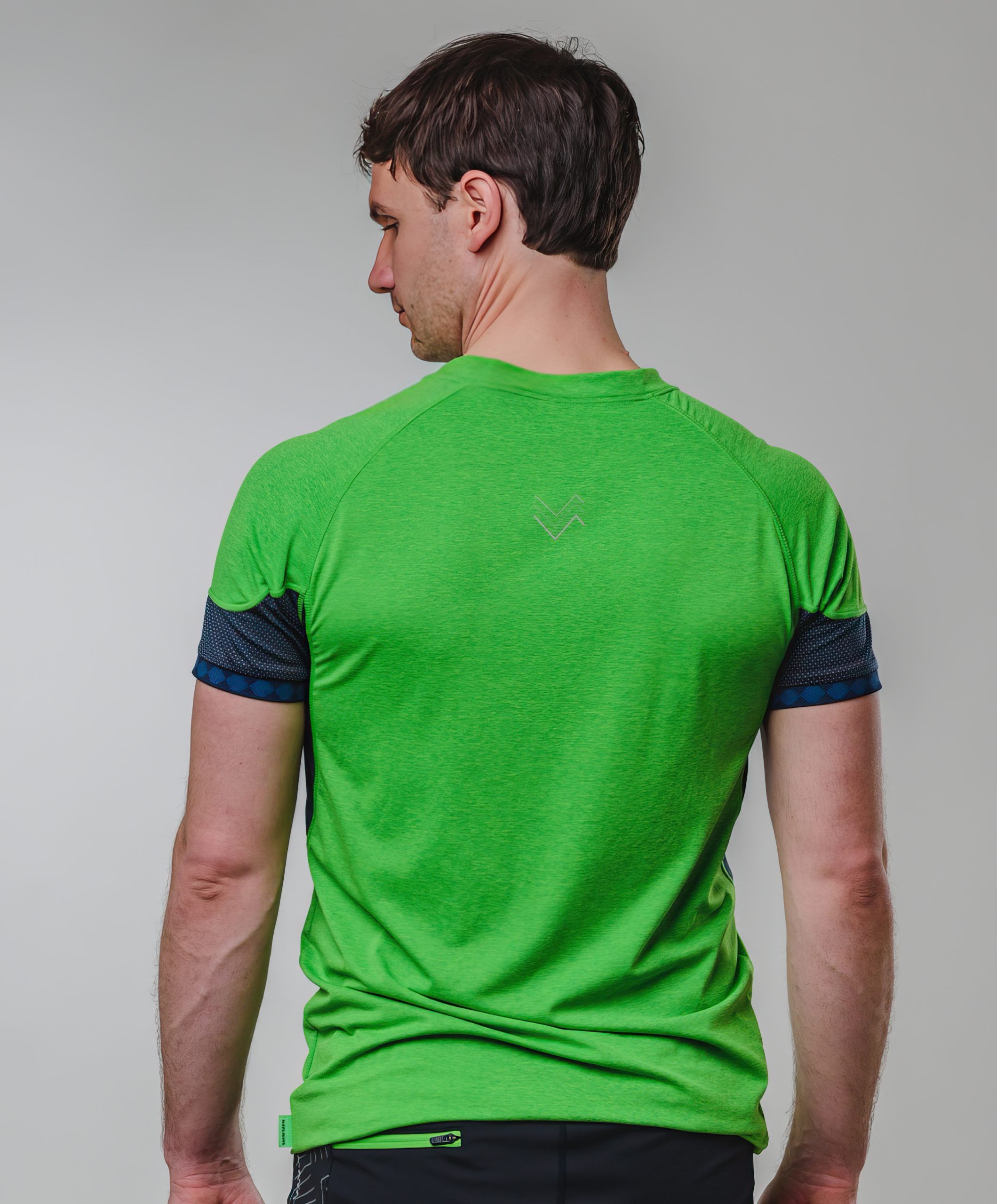 Ultralight running Kabil shirt for men from MAYA MAYA FastDrying for outdoor sports.