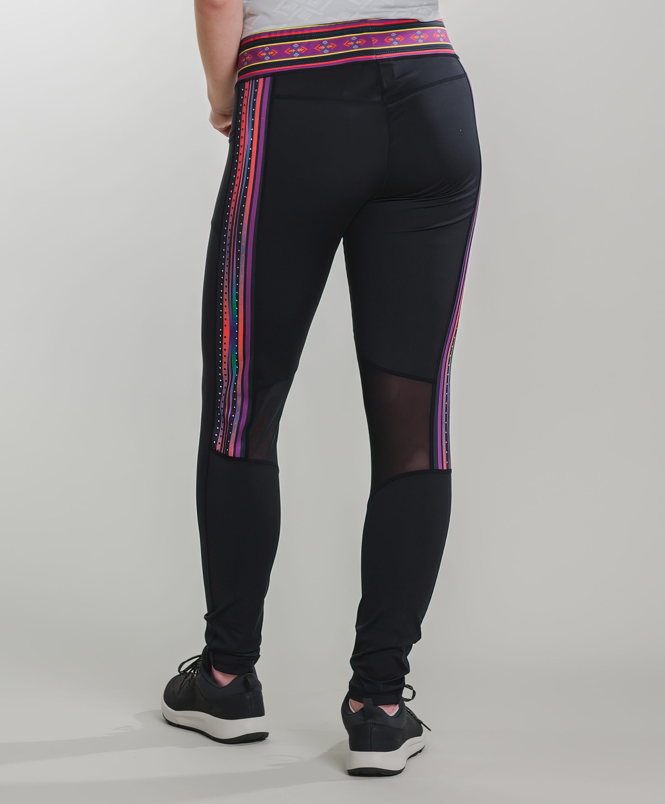 Adidas Lifestyle Leggings in at 4 X in Black