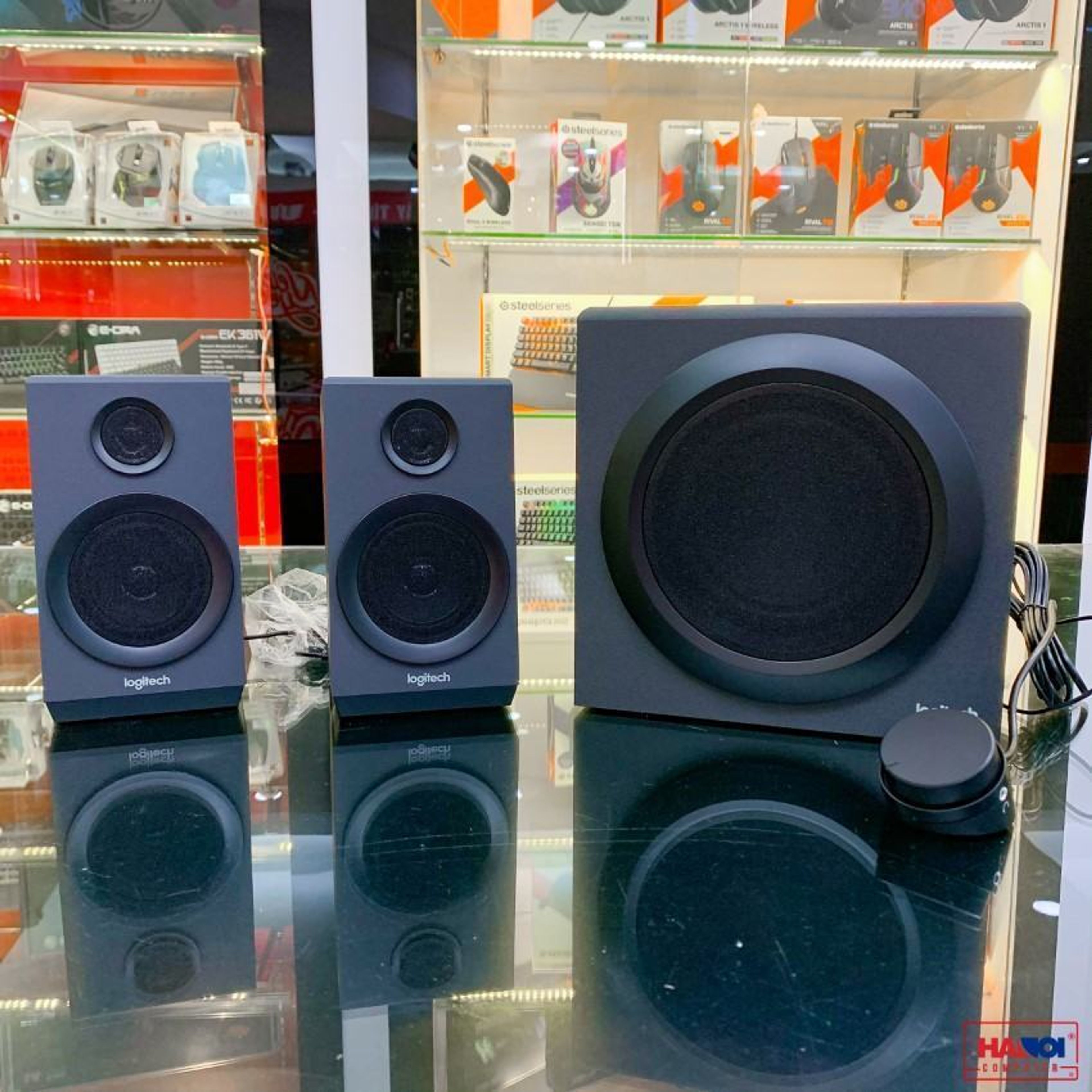 Loa Logitech Z333 System with Subwoofer - 2.1 8