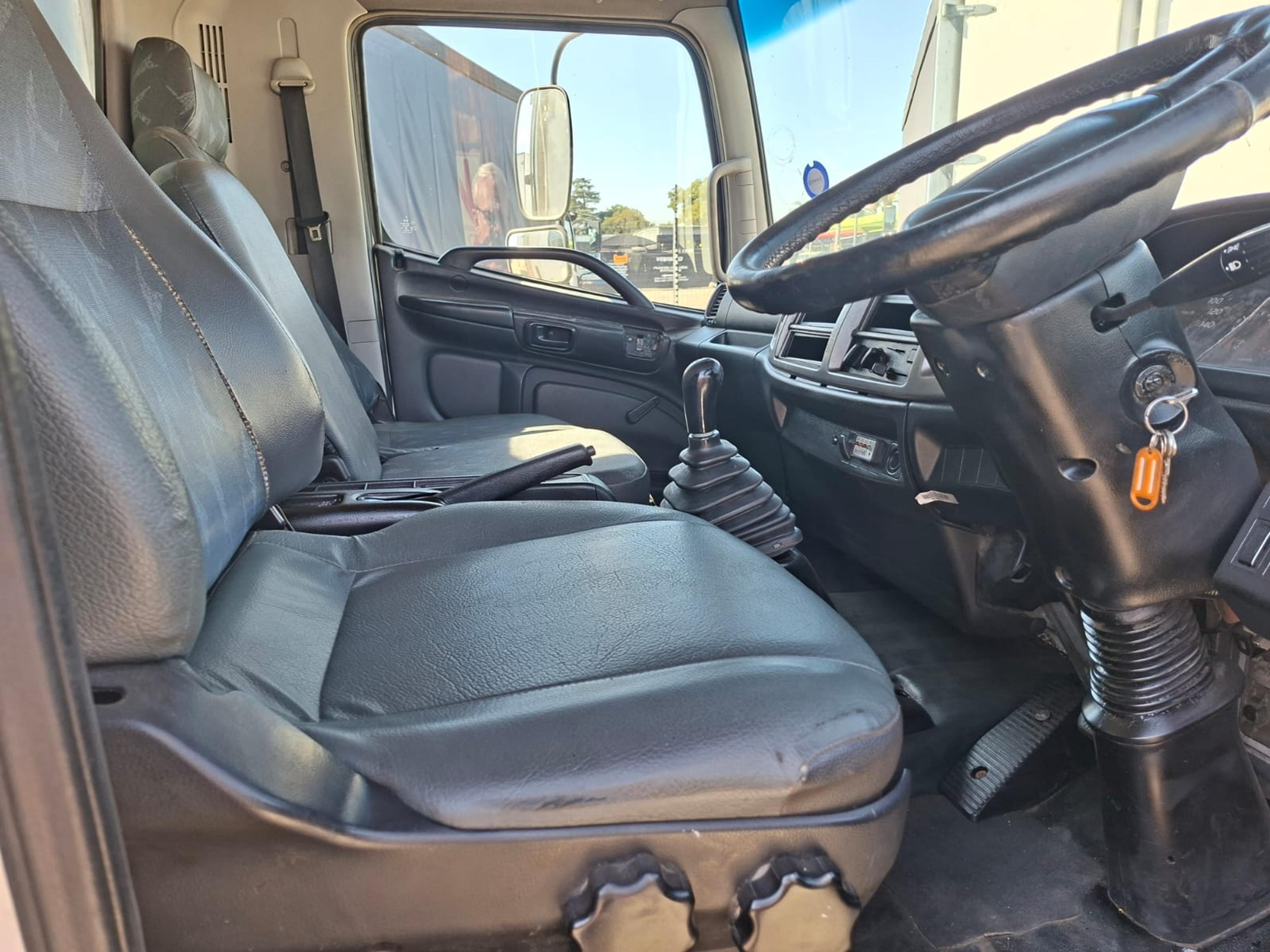 2014 Hino 1017 Volume Body - image 8