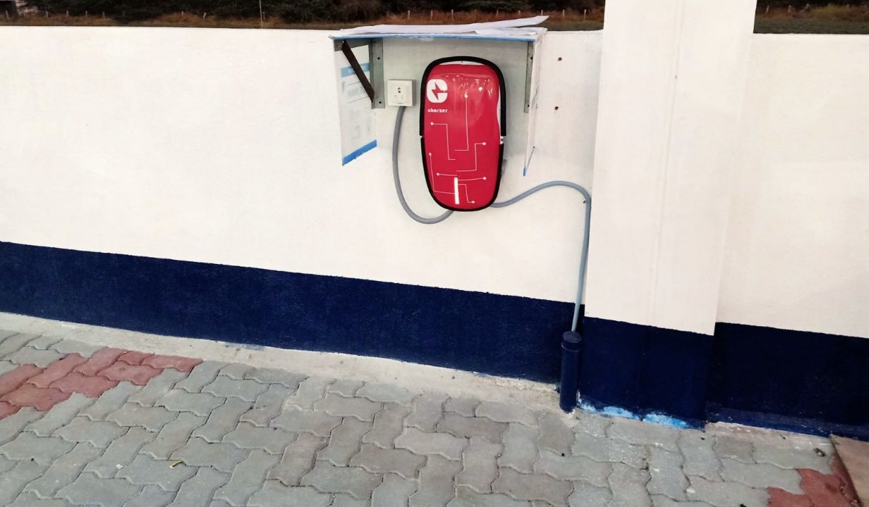 ev charger image