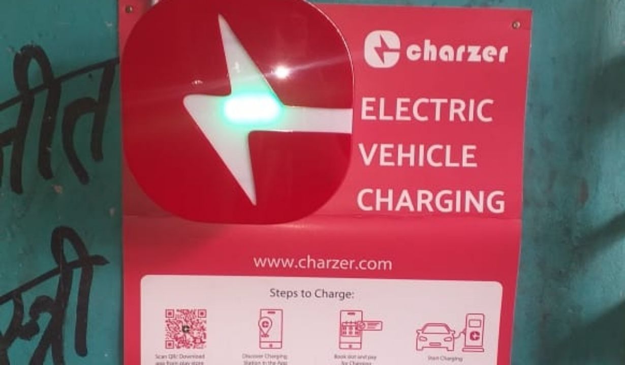 ev charger image