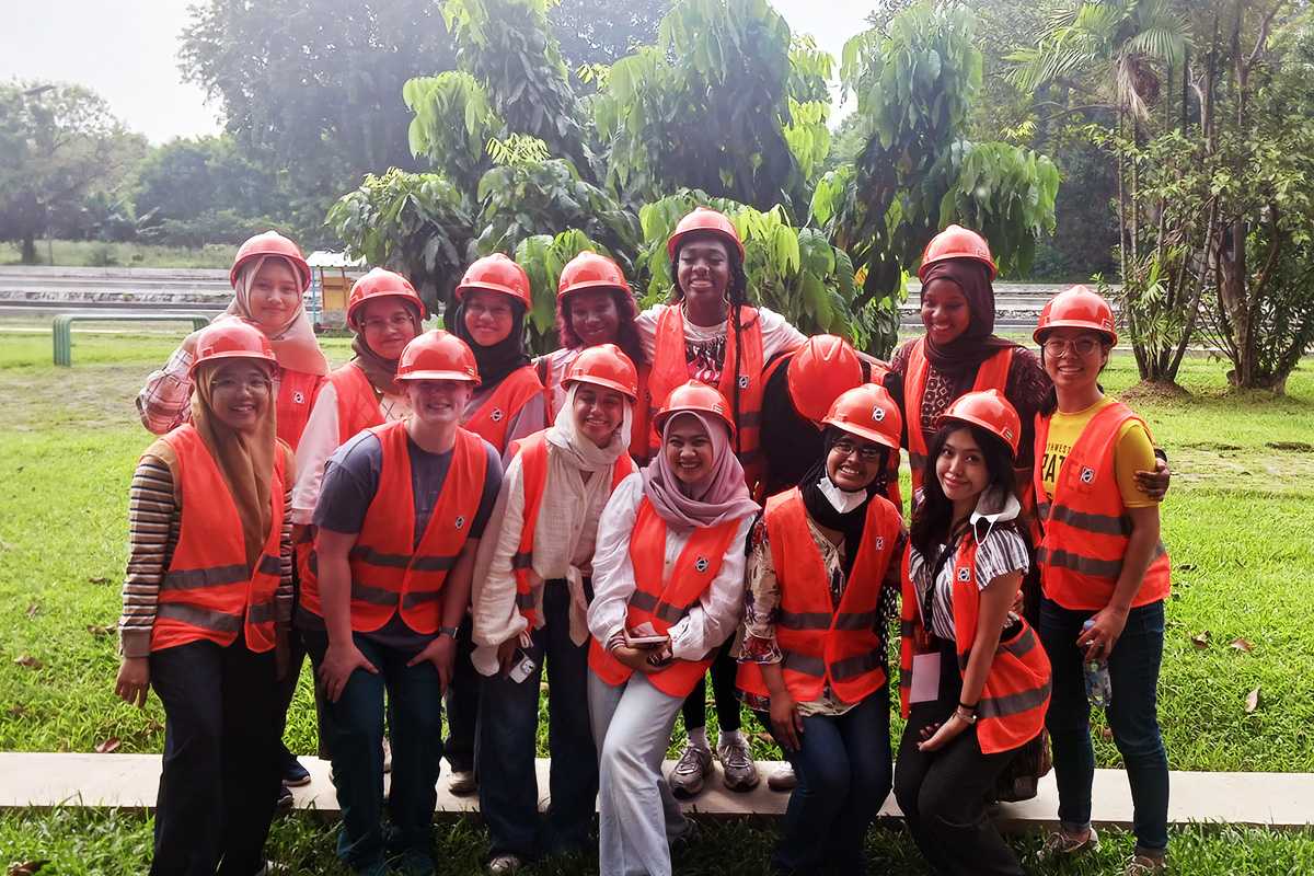 Students from WashU and University of Indonesia Jakarta tour a local wastewater treatment facility.