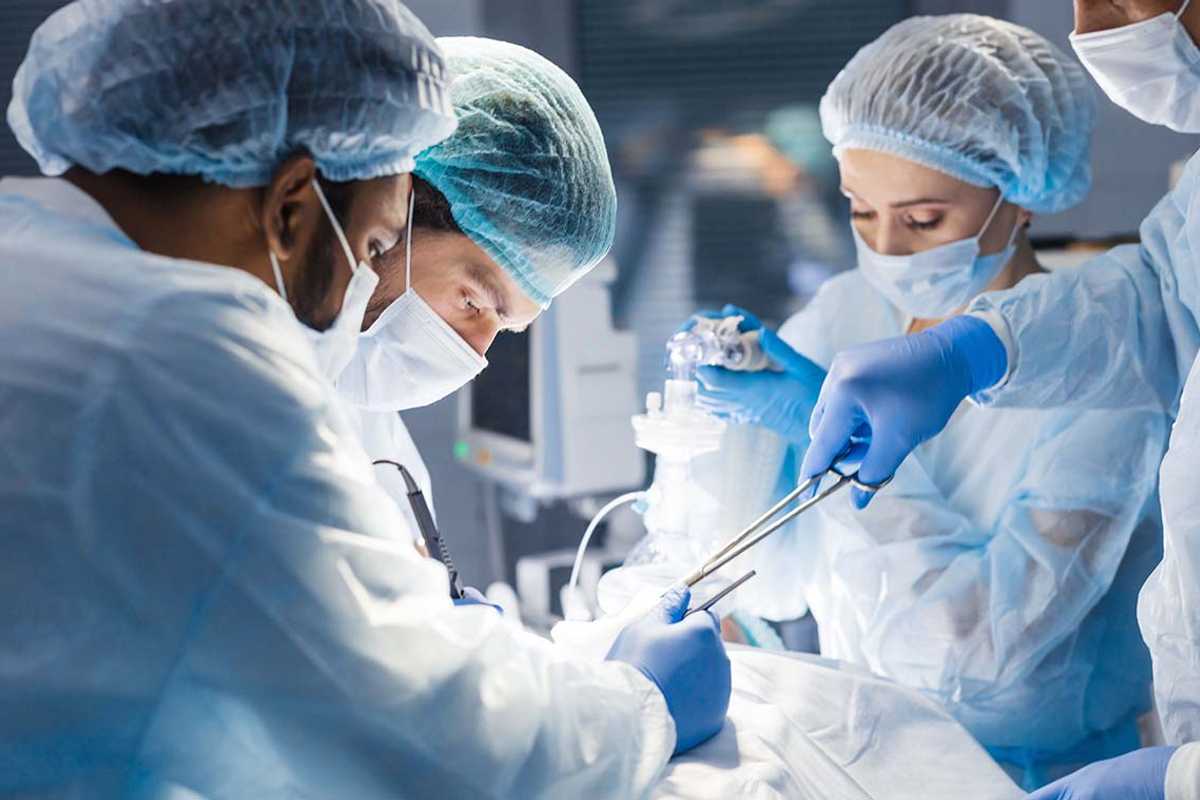 Researchers at WashU are using machine learning to better predict who will experience persistent pain after surgery. (Credit: Shutterstock)