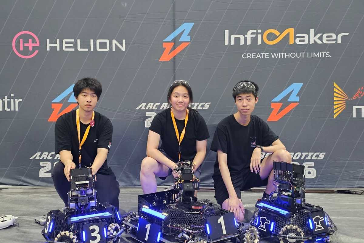 From left: Eason Zhang, Naomi Hsieh, Baiming Zhang