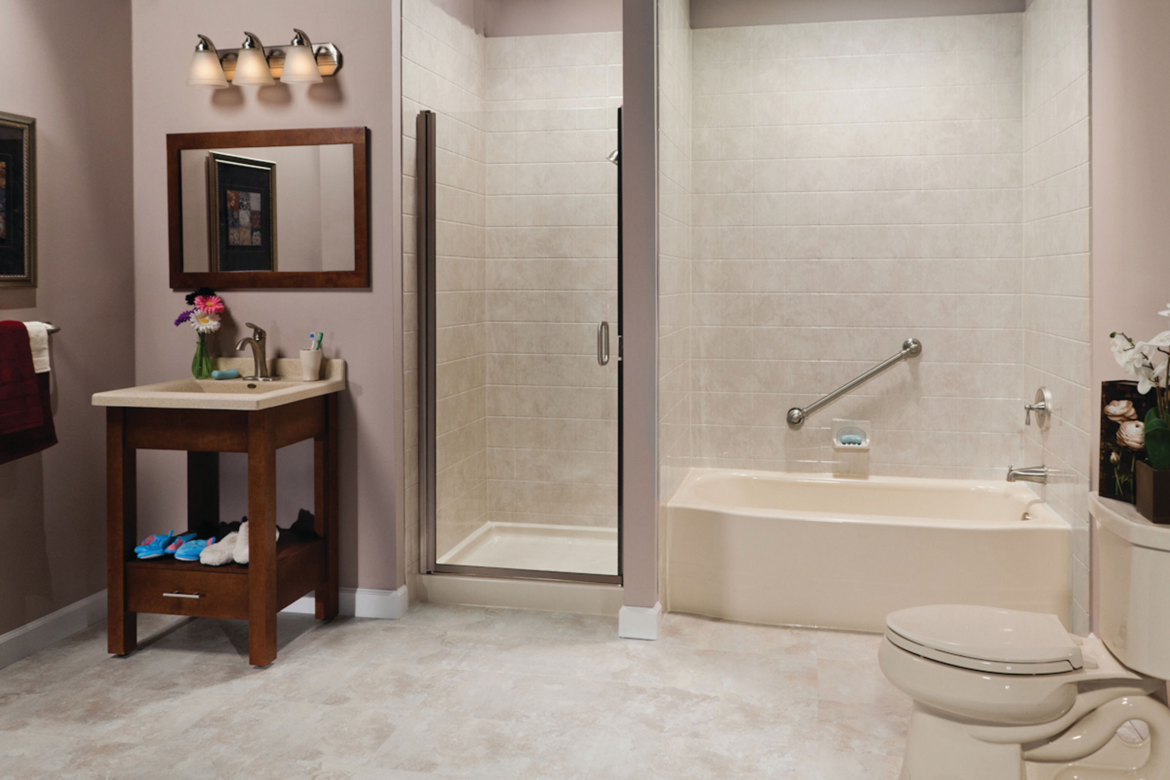 Biscuit_Curved_Tub_Biscuit_Shower_Base_Travertine_6x6_Tile_Brushed_Nickel_IMG_0705_HR_bp Biscuit Curved Tub