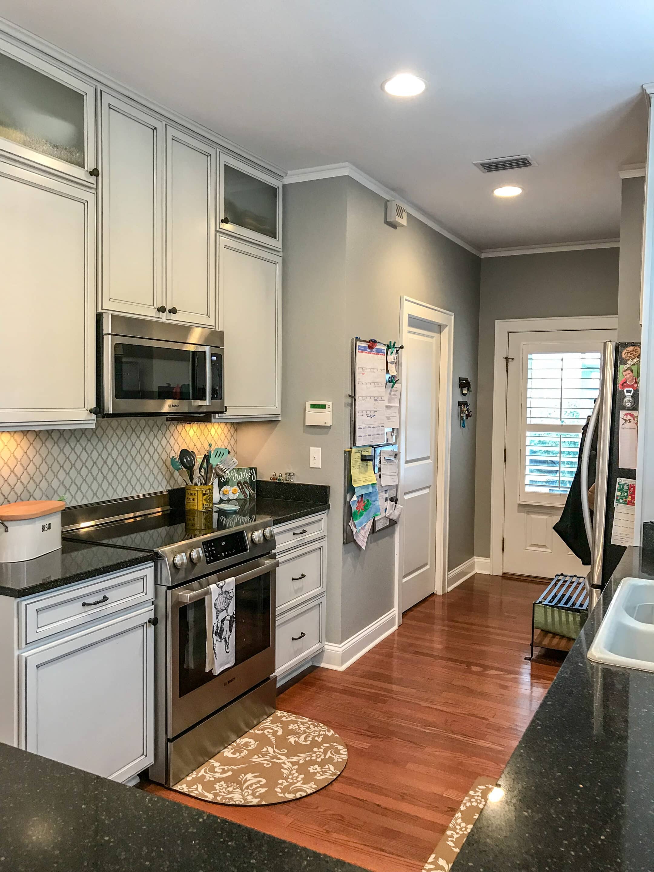 Tallahassee Kitchen without ceiling height cabinets