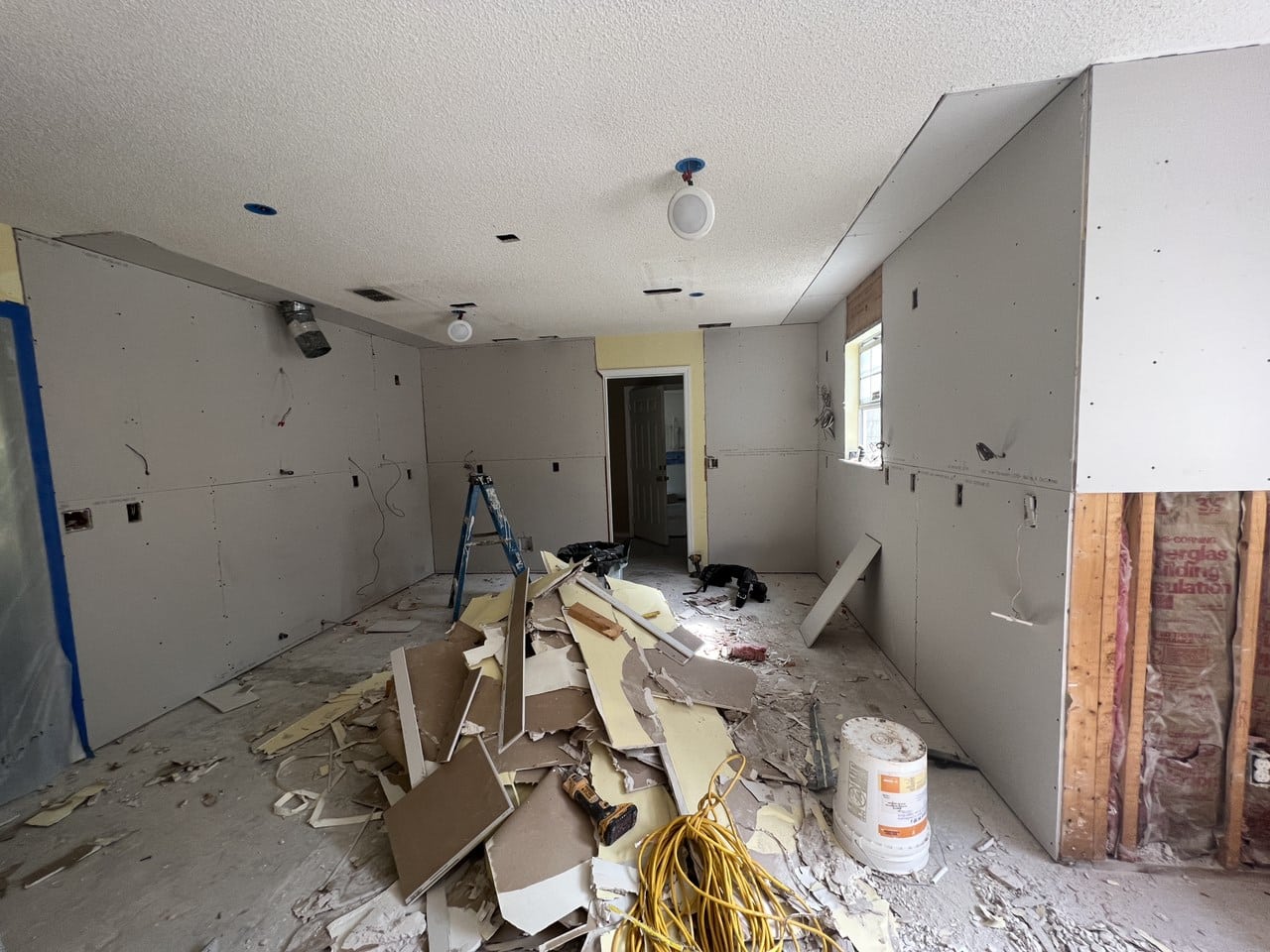 kitchen (drywall)