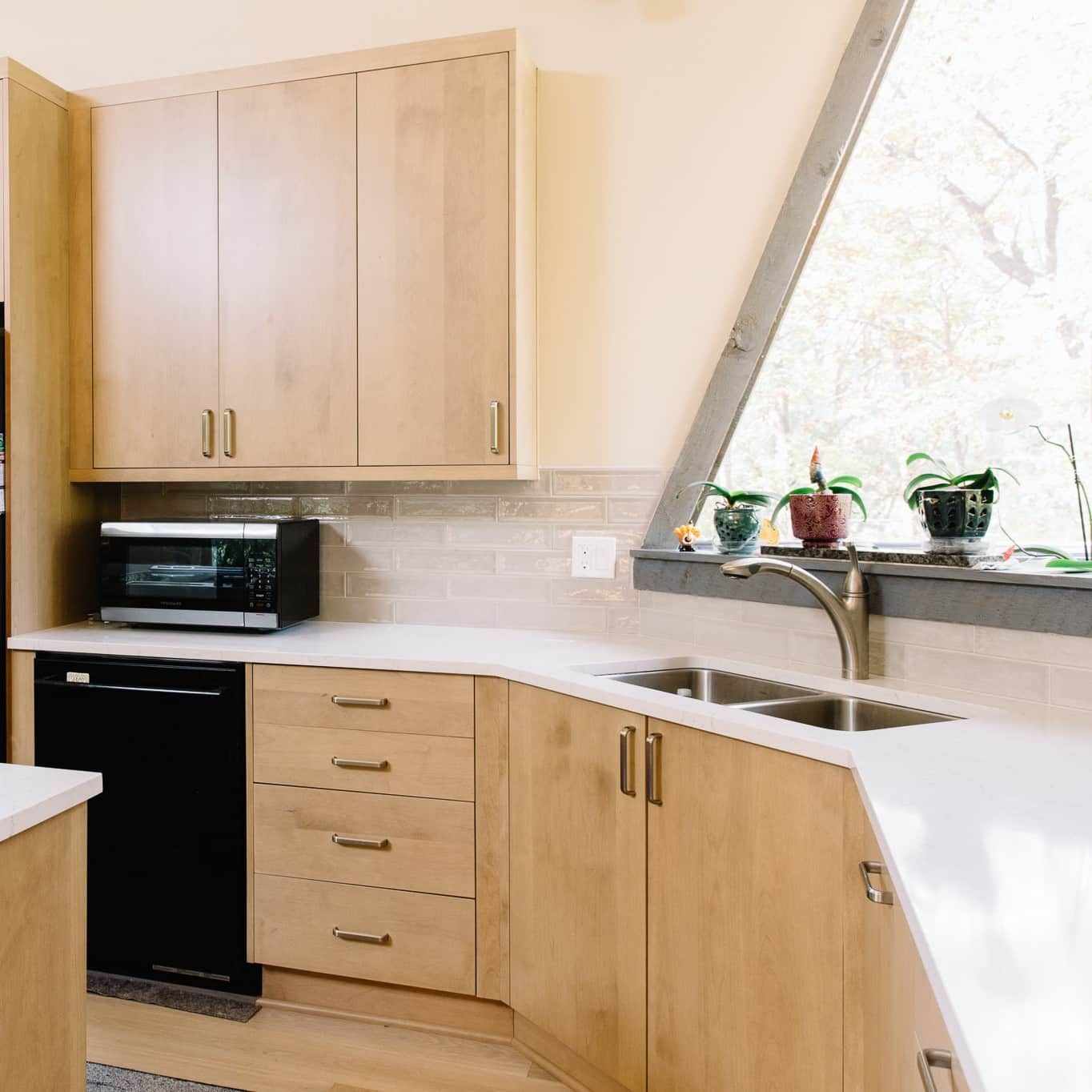 Cabinet Blog Thumbnail Remodeling Contractor open kitchen