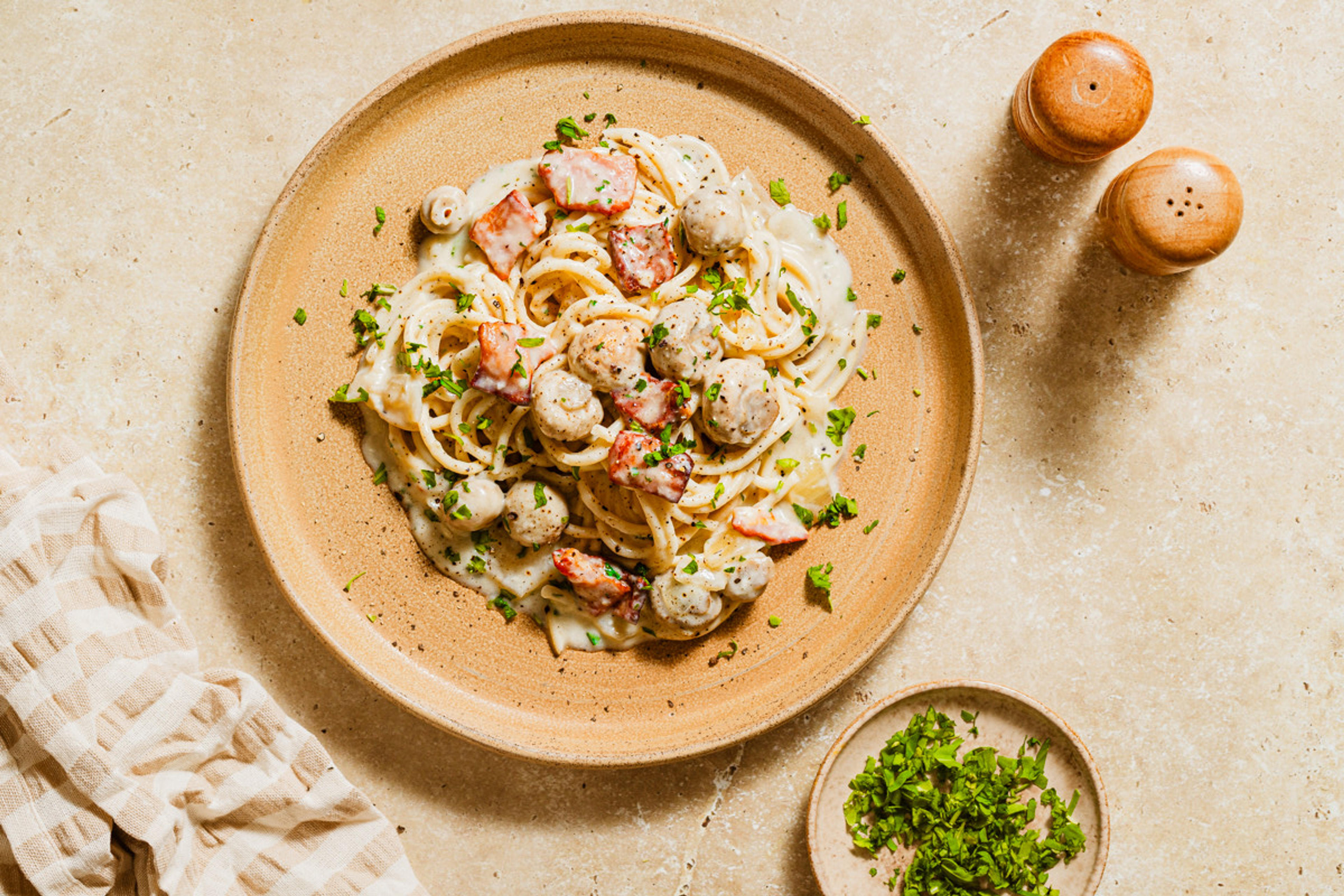 Fresh carbonara pasta dish