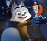 Arctic Dogs(2019)-Swifty Ramirez taking a photo