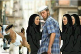 Distracted imam