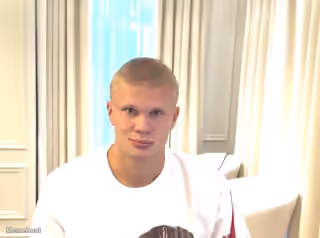 Erling Haaland short hair-cut / Staring