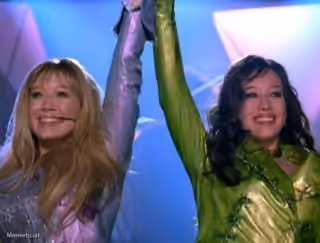Hilary Duff performance - ‘The Lizzie McGuire Movie’