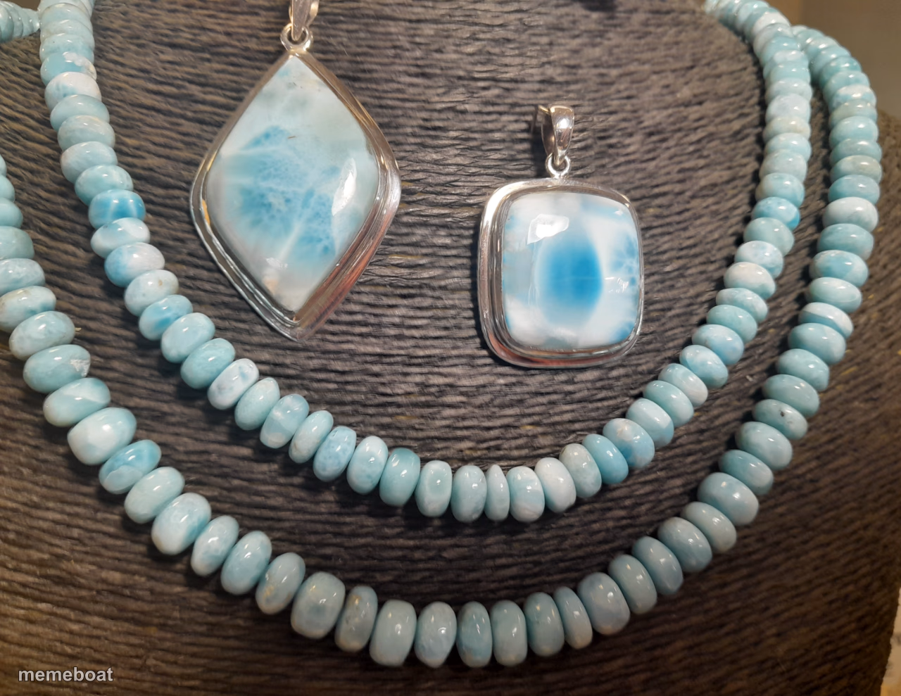 Jewelry Face - meme generator image preview