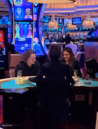 Joe Burrow and Jessica Alba Playing Blackjack