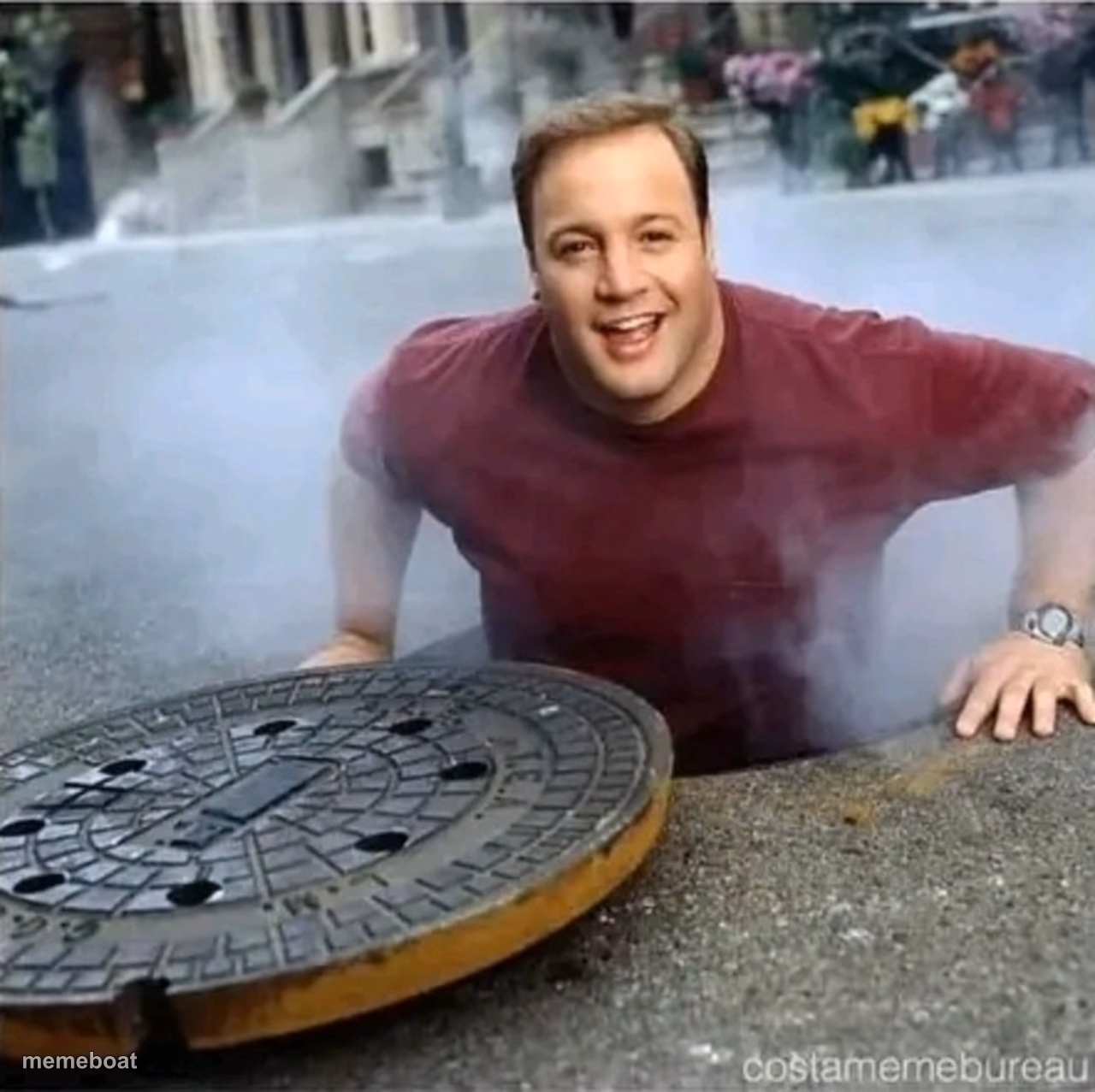 Kevin James saliendo de la alcantarilla para decirte que no está - meme generator image preview