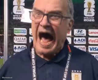 Marcelo Bielsa / Uruguay Boss Angry Reaction - FIFA World Cup