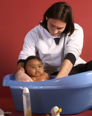 Messi Bathing a Baby Lamine Yamal