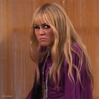 Miley Cyrus / Hannah Montana skeptical face
