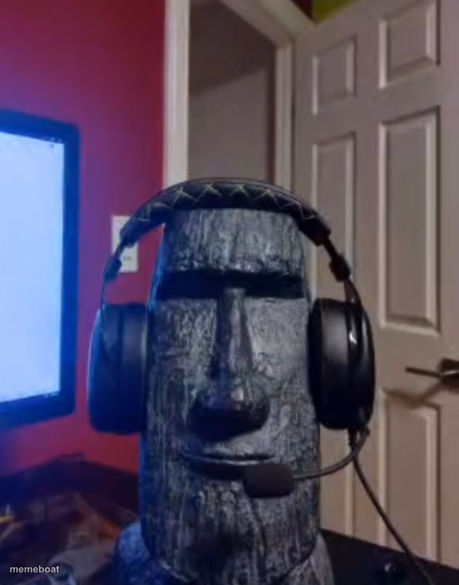 Moai gaming - meme generator image preview