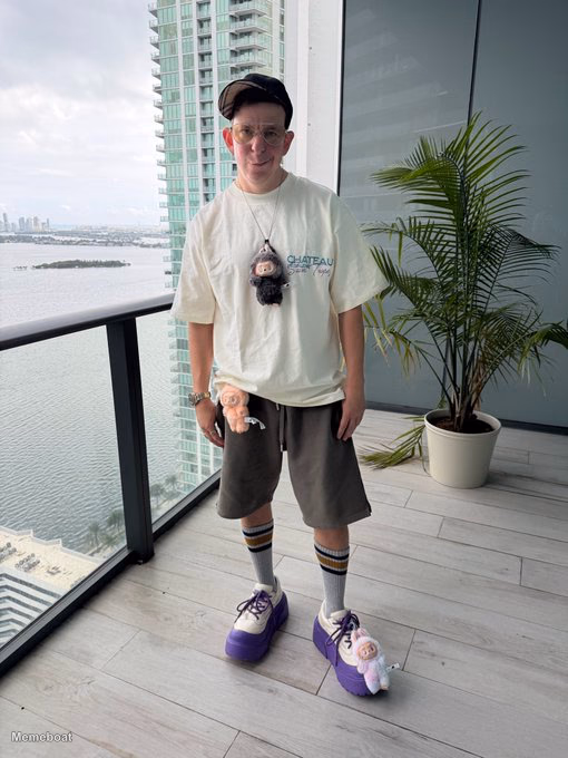 Nick Choose Rich Outfit - meme generator image preview