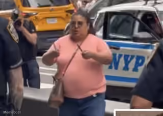 Pamela Cisneros holding knives / Times Square killer