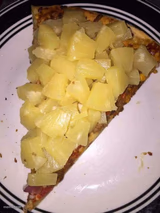 Pineapple pizza