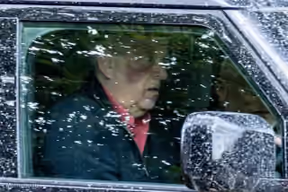 Prince Andrew in Car With Bruise