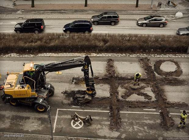 Road Work/Tic Tac Toe - meme generator image preview
