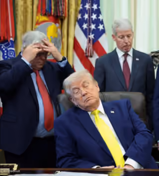 Trump Asleep, Aide Distressed