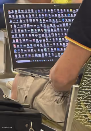 Unorganized Desktop