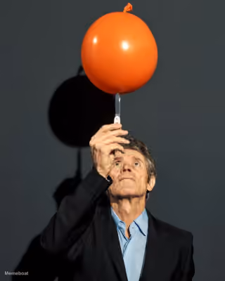 Willem Dafoe Balloon