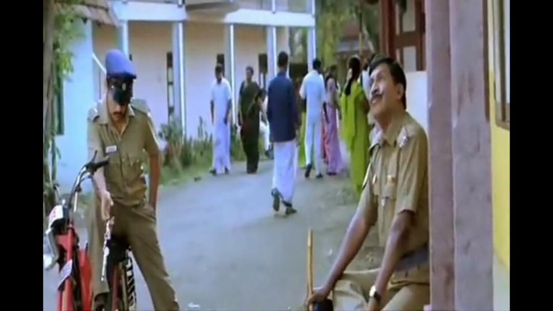 Marudhamalai meme template with Encounter Ekambaram (Vadivelu) with Marudhamalai (Arjun Sarja)