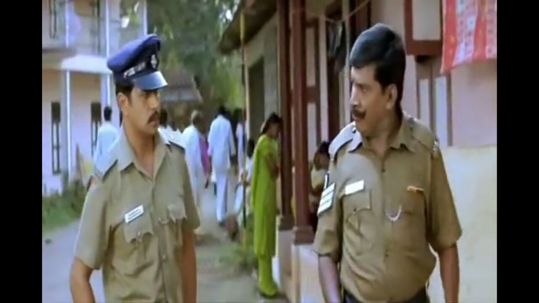 Marudhamalai meme template with Encounter Ekambaram (Vadivelu) with Marudhamalai (Arjun Sarja)