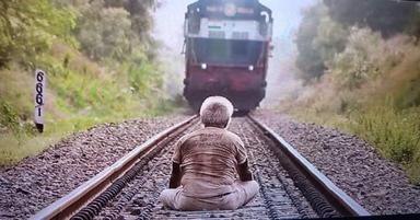 Pariyerum Perumal meme template with Pariyerum Perumal (Kathir)