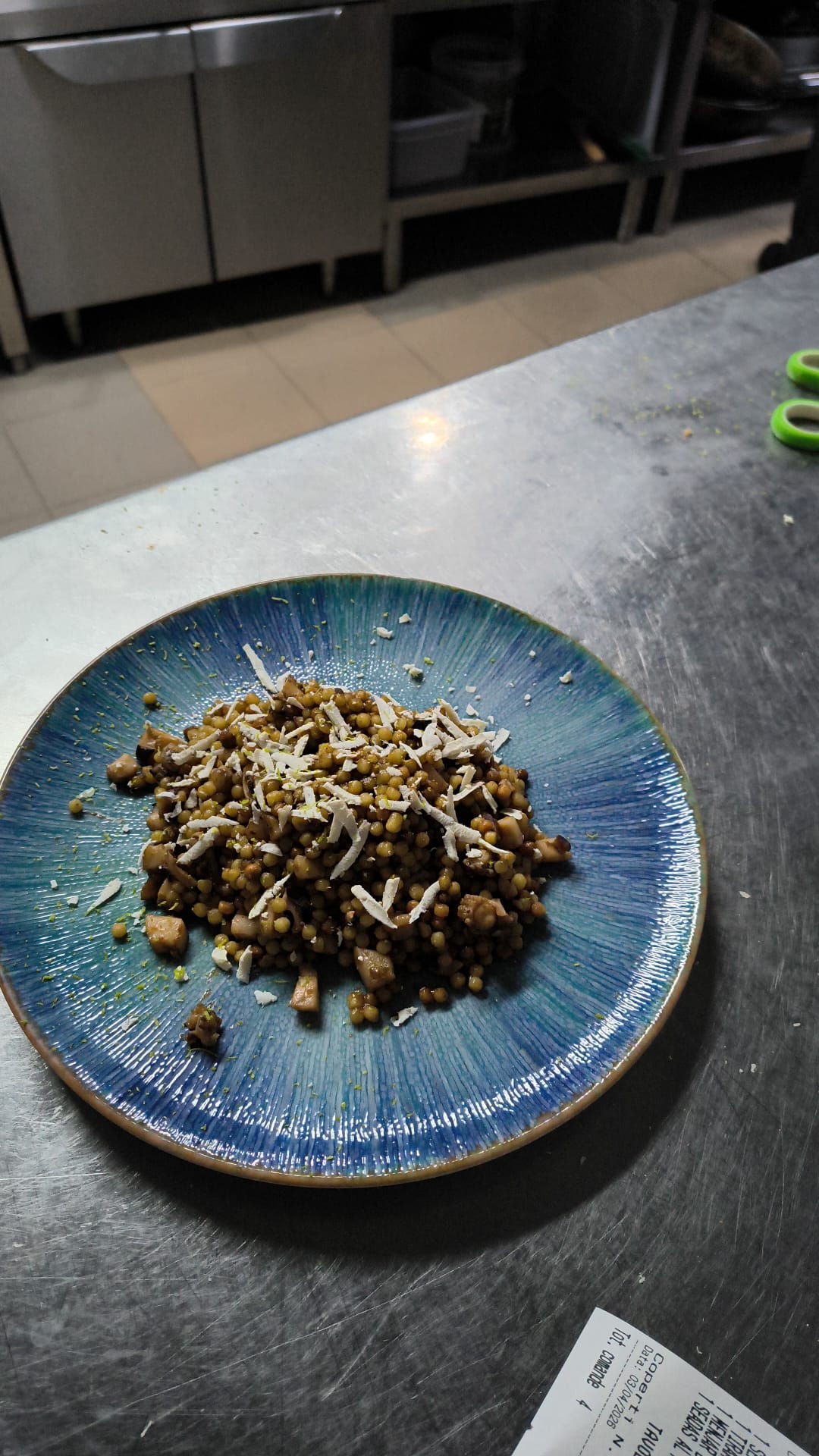 Fregola Al Nero Di Seppia, Ricotta Mustia E Lime