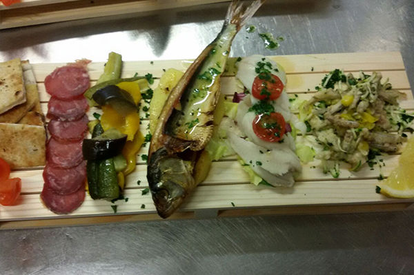 Antipasto Misto Di Lago "dorada"
