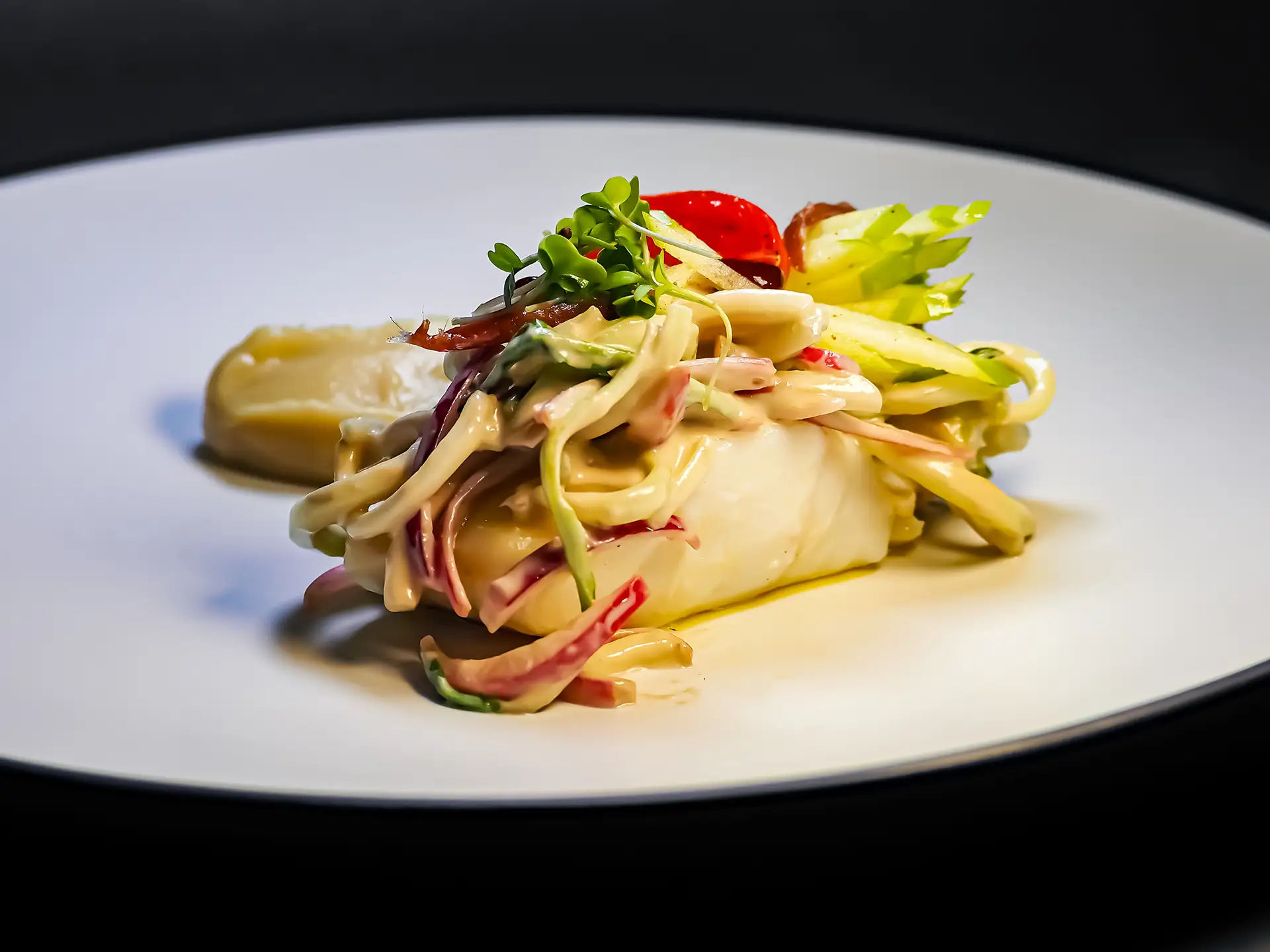 Insalatina Di Baccalà, Puntarelle, Cipolla Rossa, Acciuga Del Cantabrico, Mela Verde E Sedano Rapa