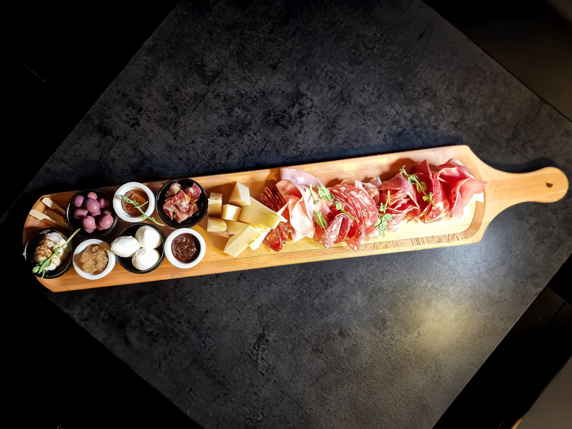Selezione Di Salumi E Formaggi