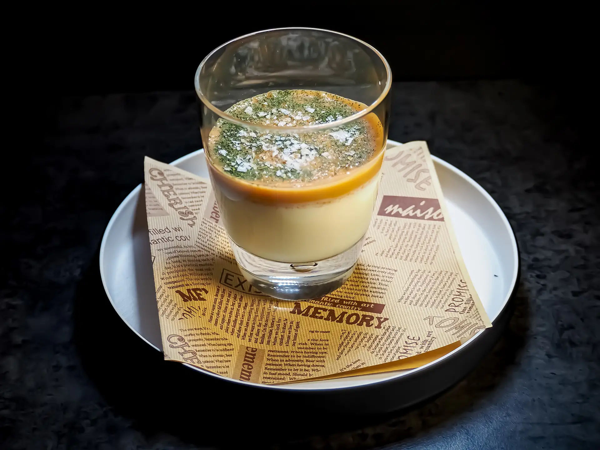 Latte Cotto Con Polvere Di Menta, Caramello E Sale Maldon