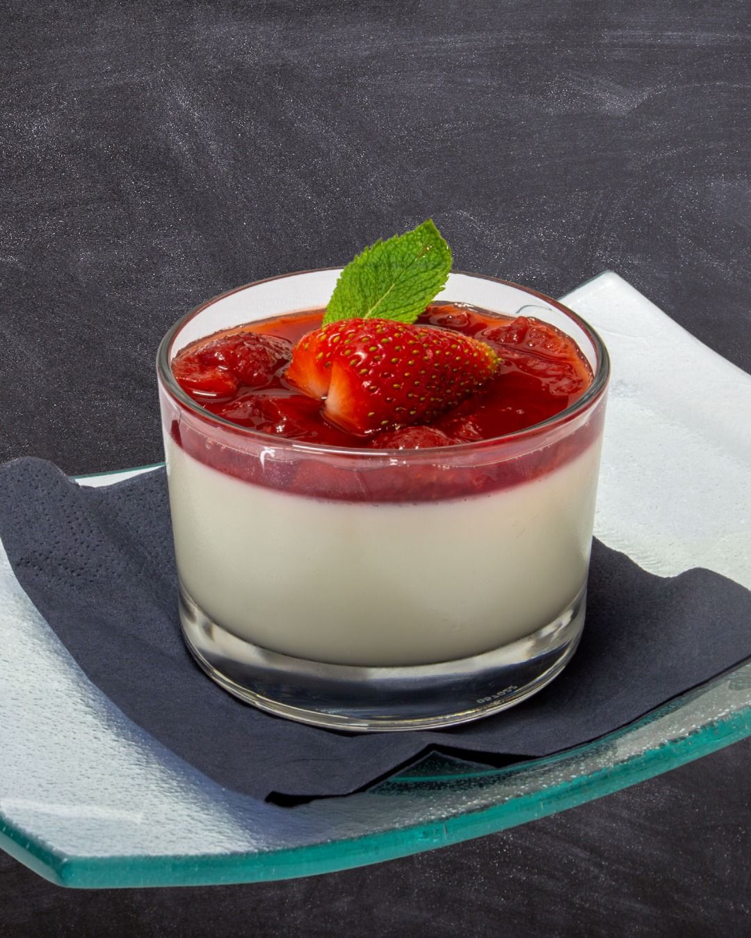 Pannacotta Con Fragole Di Zevio