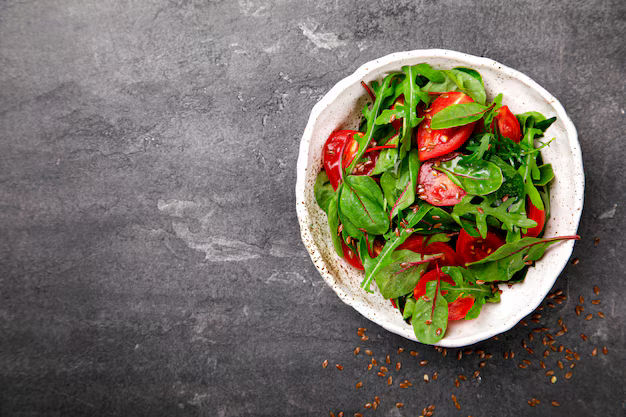 Insalata Ruccola Cieliegino E Grana