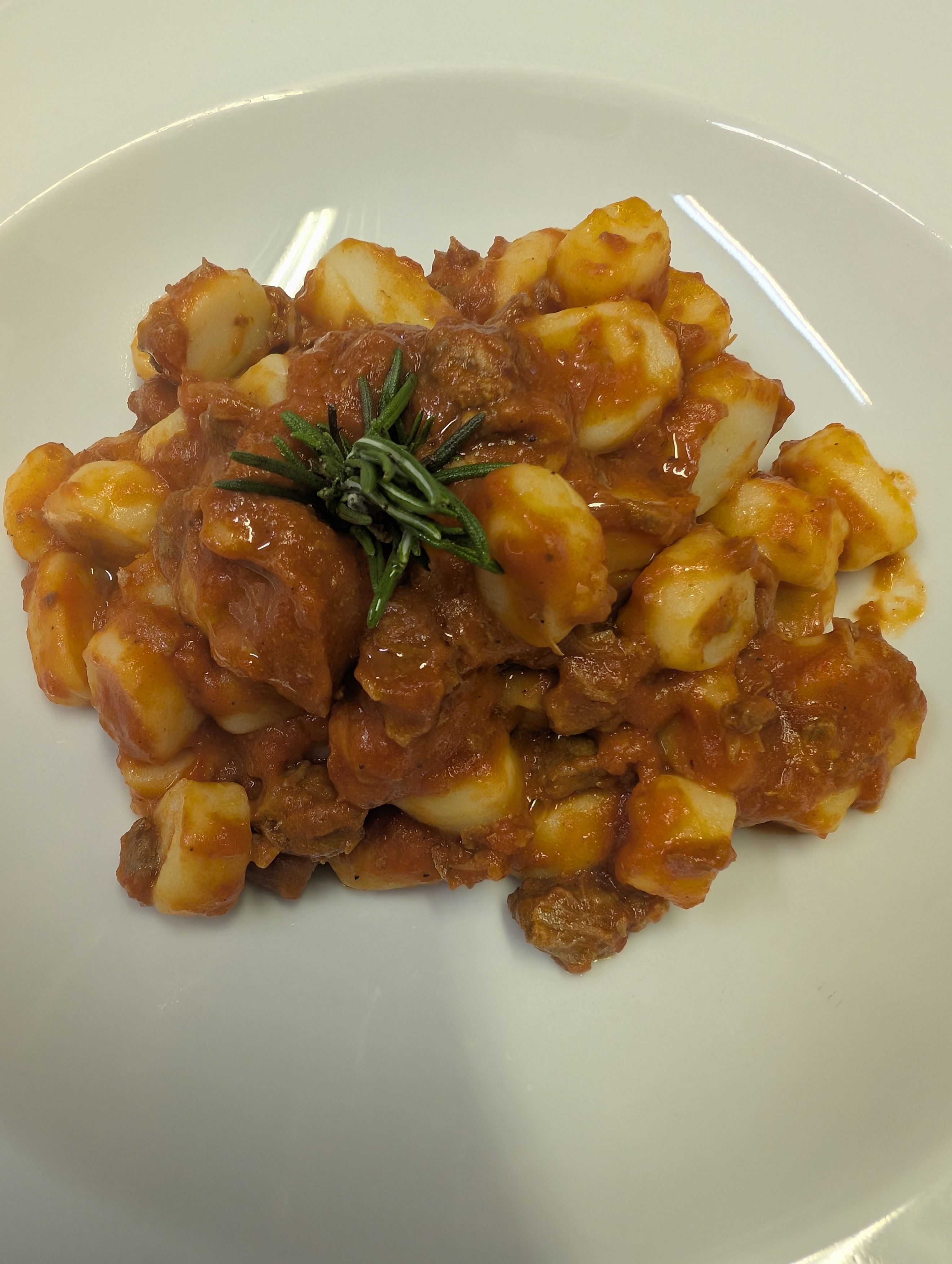 Gnocchi Di Ricotta Al Ragù Di Papera