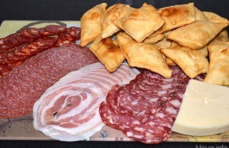 Gnocchi Fritti Con Salumi Vari